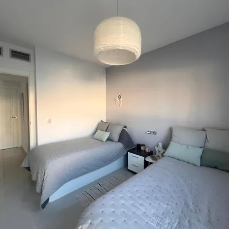 En Punta Prima 2 Y Piscina Τορεβιέχα